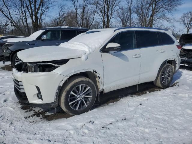 2018 Toyota Highlander SE