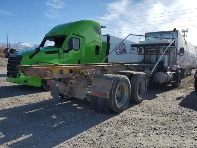 1999 Kenworth T800 ROLL-OFF Container Truck