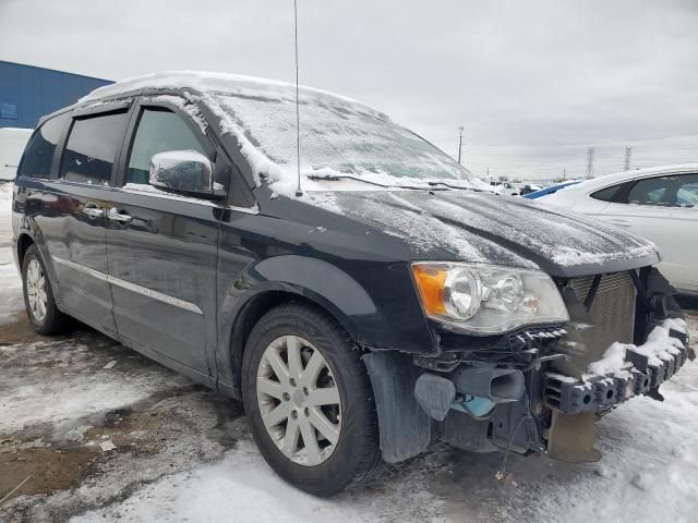 2012 Chrysler Town & Country Touring L