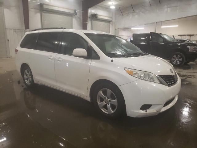 2011 Toyota Sienna LE