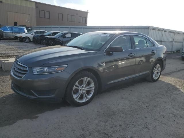 2017 Ford Taurus SE