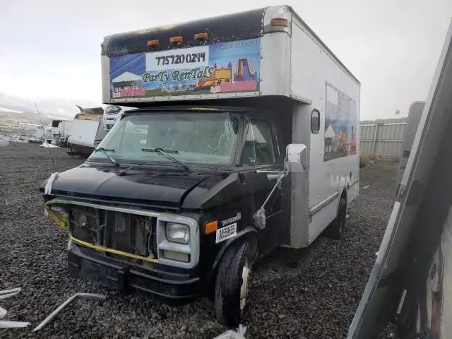 1992 GMC Cutaway Van G3500