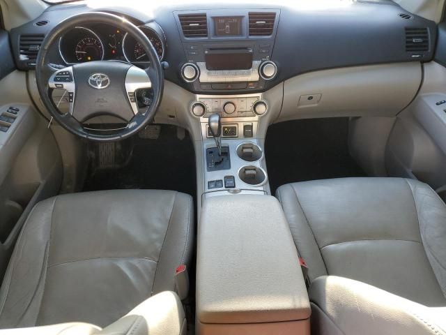 2011 Toyota Highlander Base