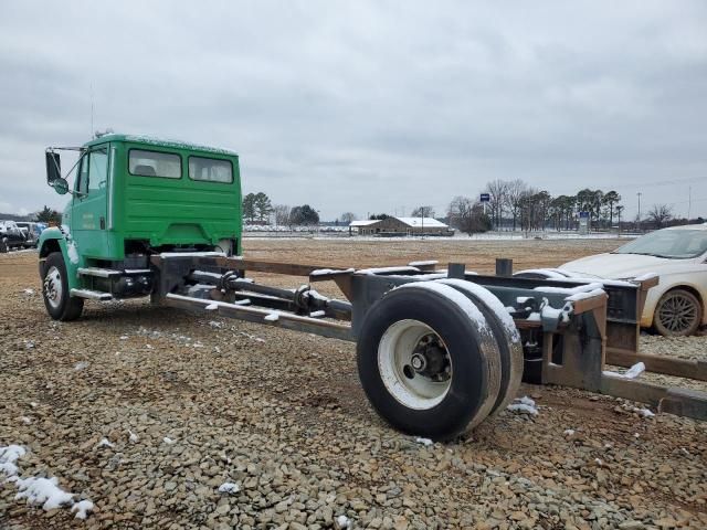 2001 Freightliner Medium Conventional FL70