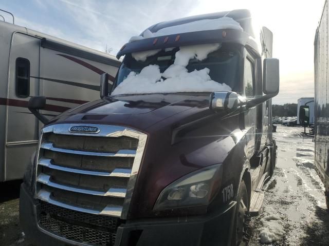 2020 Freightliner Cascadia 126