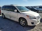 2009 Volkswagen Routan SE