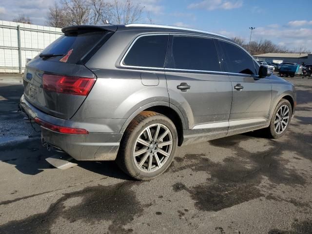 2019 Audi Q7 Premium Plus