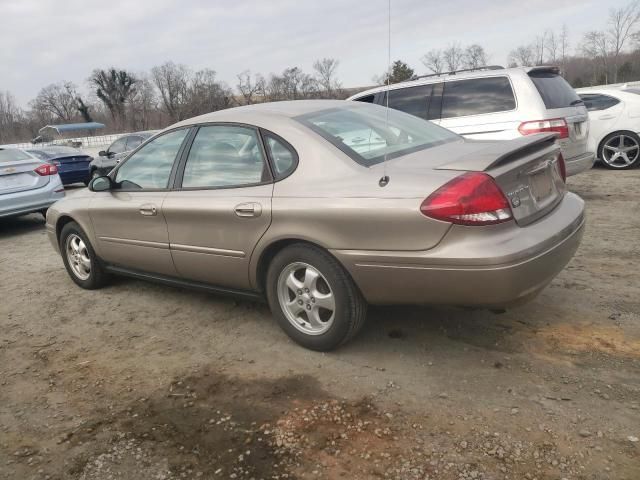 2004 Ford Taurus SE