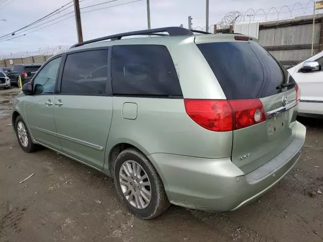 2008 Toyota Sienna XLE