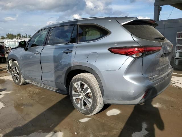 2020 Toyota Highlander XLE