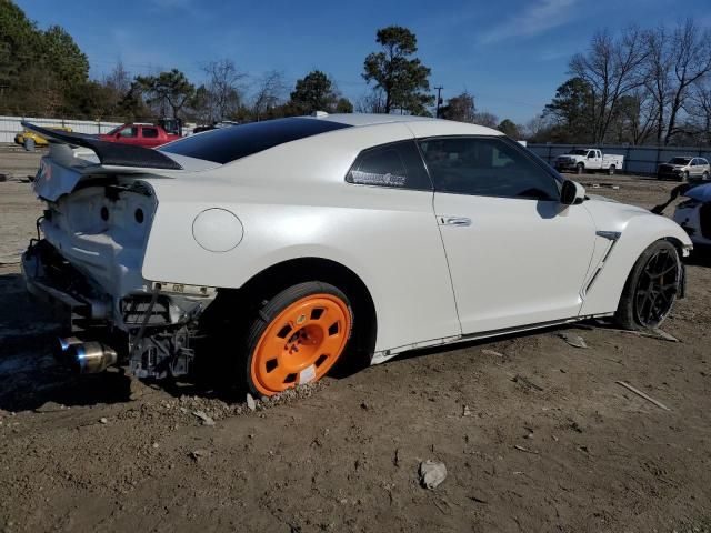 2018 Nissan GT-R Pure