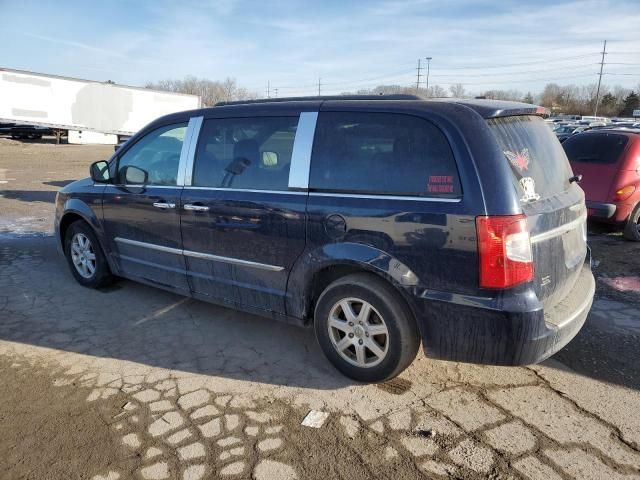 2012 Chrysler Town & Country Touring