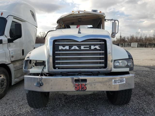 2019 Mack Granite