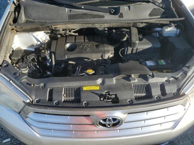 2011 Toyota Highlander Base