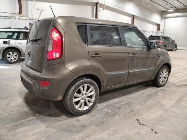 2013 KIA Soul +