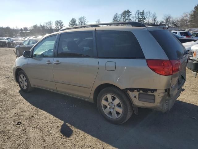 2010 Toyota Sienna CE