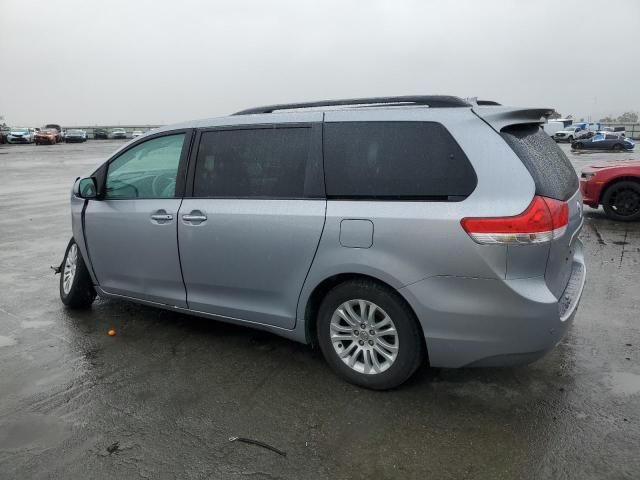 2012 Toyota Sienna XLE