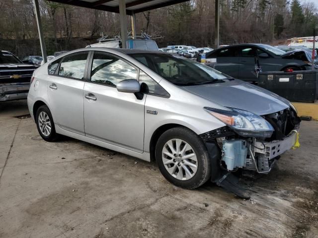 2014 Toyota Prius PLUG-IN