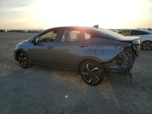 2023 Nissan Versa SR