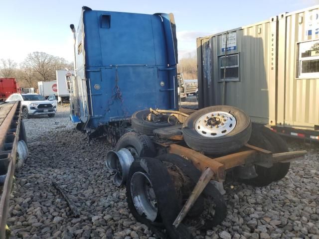 2005 Freightliner Conventional FLD132 XL Classic