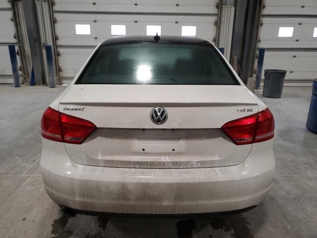 2015 Volkswagen Passat SE