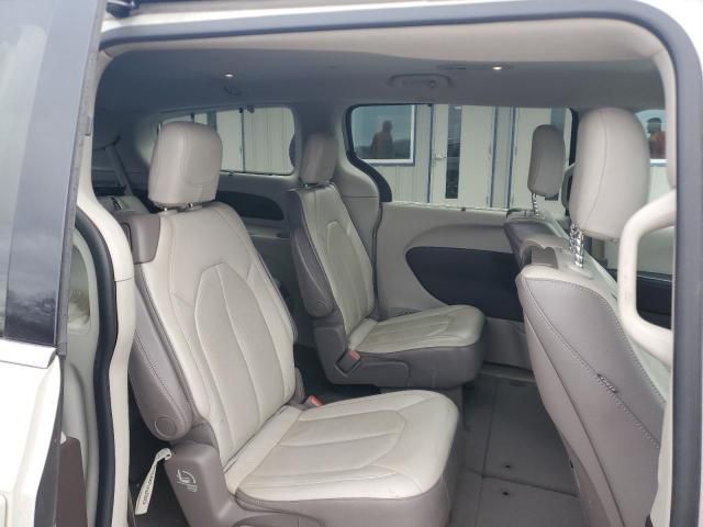 2017 Chrysler Pacifica Touring L Plus