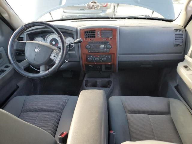 2005 Dodge Dakota SLT