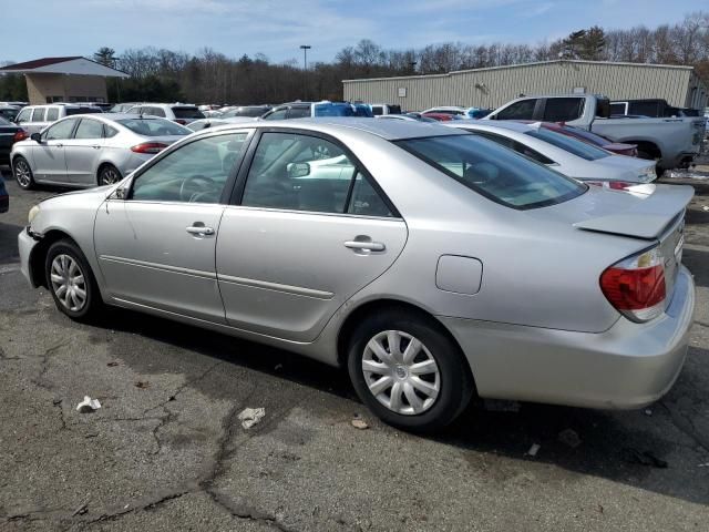 2005 Toyota Camry LE