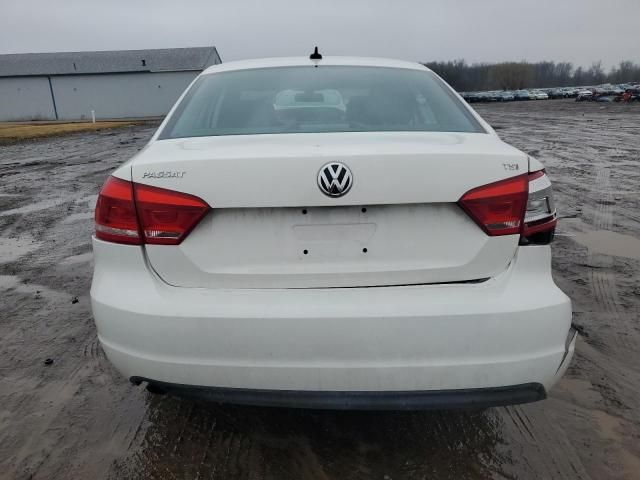 2015 Volkswagen Passat S