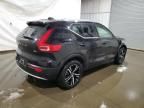 2025 Volvo XC40 Core