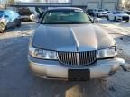 2002 Lincoln Town Car Signature