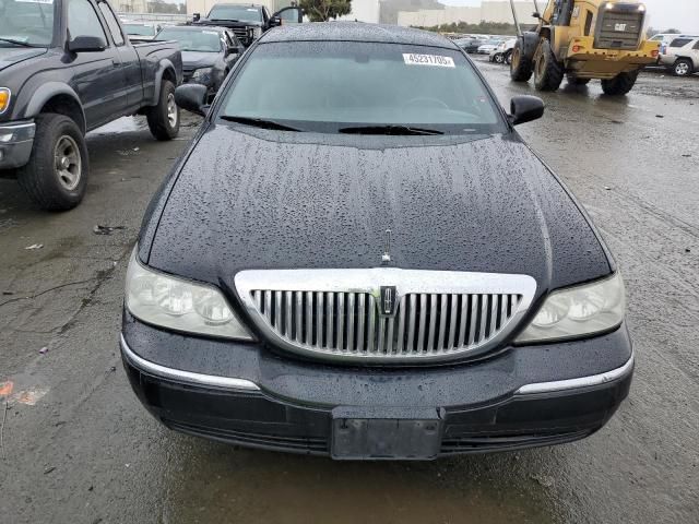 2011 Lincoln Town Car Executive L