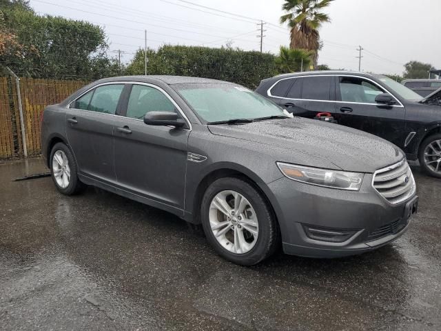 2015 Ford Taurus SEL