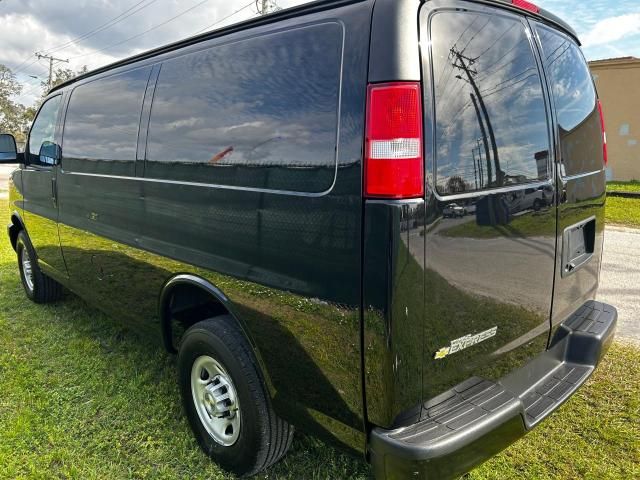 2023 Chevrolet Express G2500