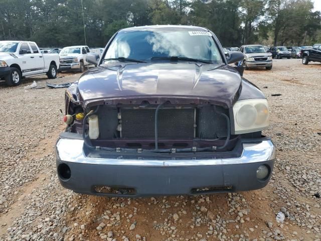 2005 Dodge Dakota Quad SLT