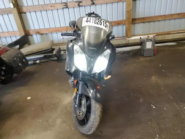 2008 Honda VFR800 A