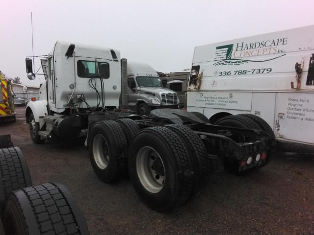 2016 Kenworth Construction T800