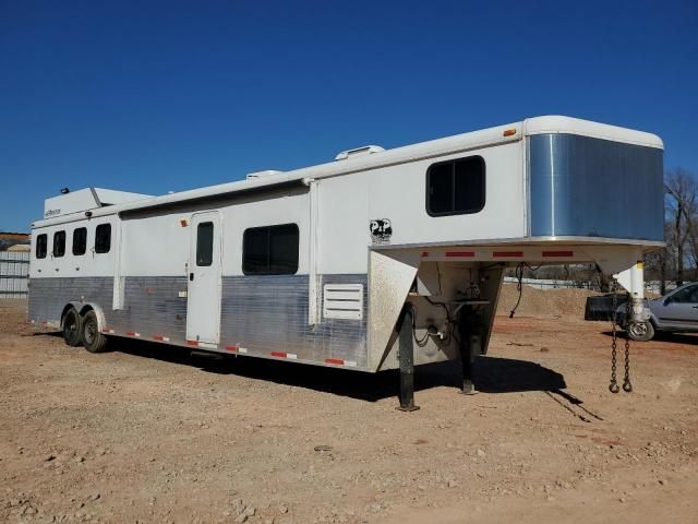 2013 Bison Horse Trailer