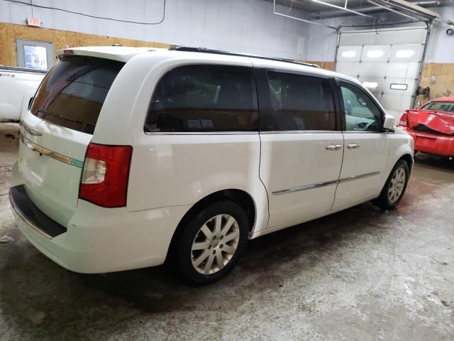 2016 Chrysler Town & Country Touring