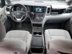 2016 Toyota Sienna LE