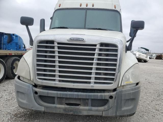 2016 Freightliner Cascadia 125