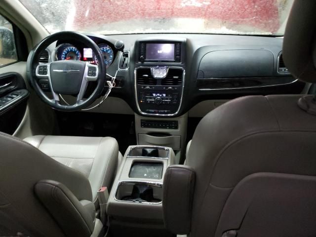 2012 Chrysler Town & Country Touring L