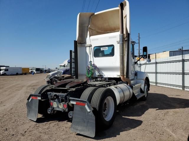 2012 Kenworth Construction T660