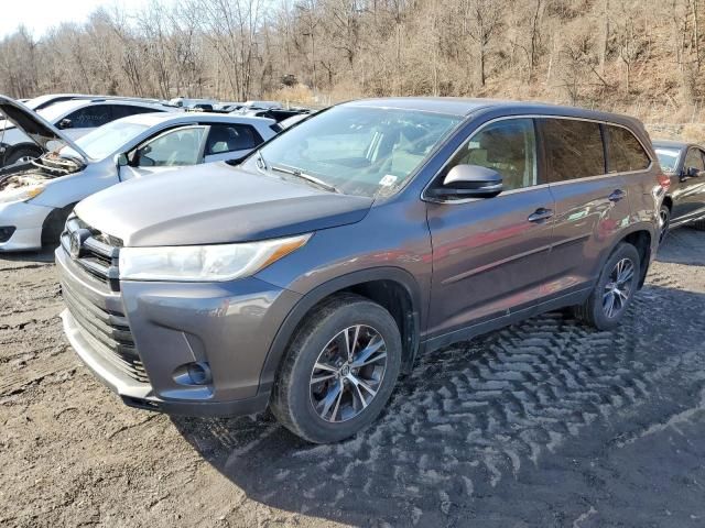 2019 Toyota Highlander LE