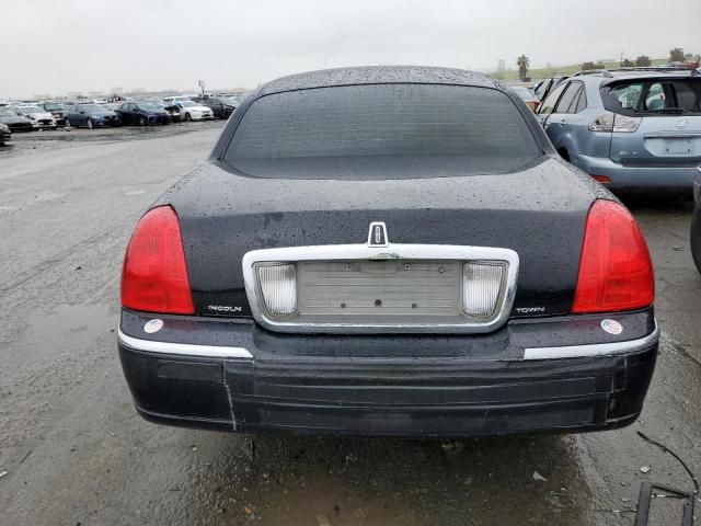 2011 Lincoln Town Car Executive L