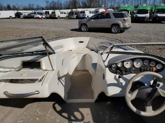 2008 Stingray Boat