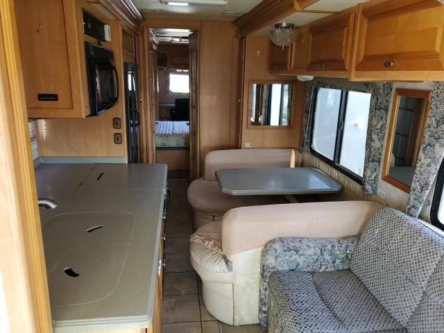 2007 Workhorse Custom Chassis Motorhome Chassis W22