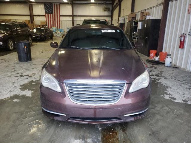 2013 Chrysler 200 Touring