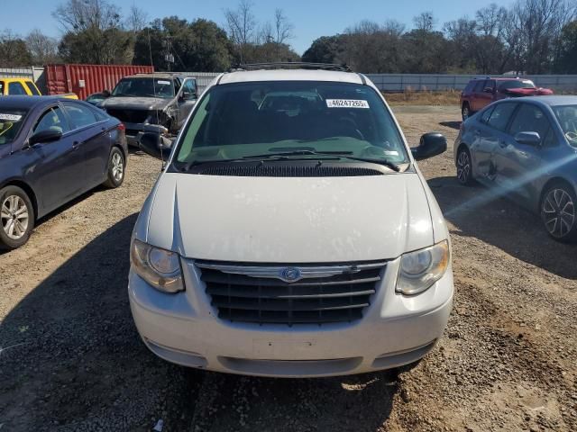 2005 Chrysler Town & Country Touring