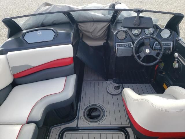 2015 Axis Boat